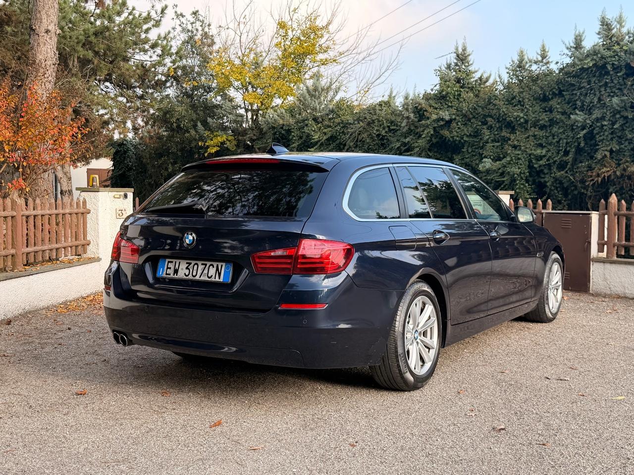 Bmw 520d Touring Business aut.8M euro6