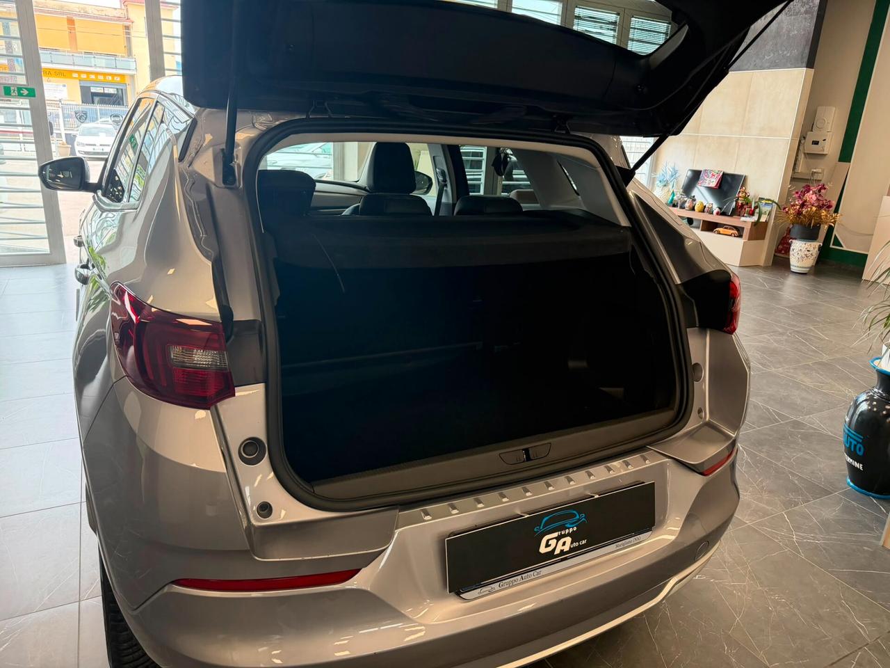 Opel Grandland 1.5 diesel Ecotec aut. Business Elegance