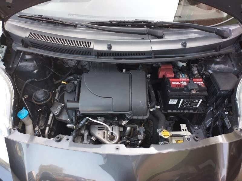 Toyota Yaris 1.0 5 porte Sol