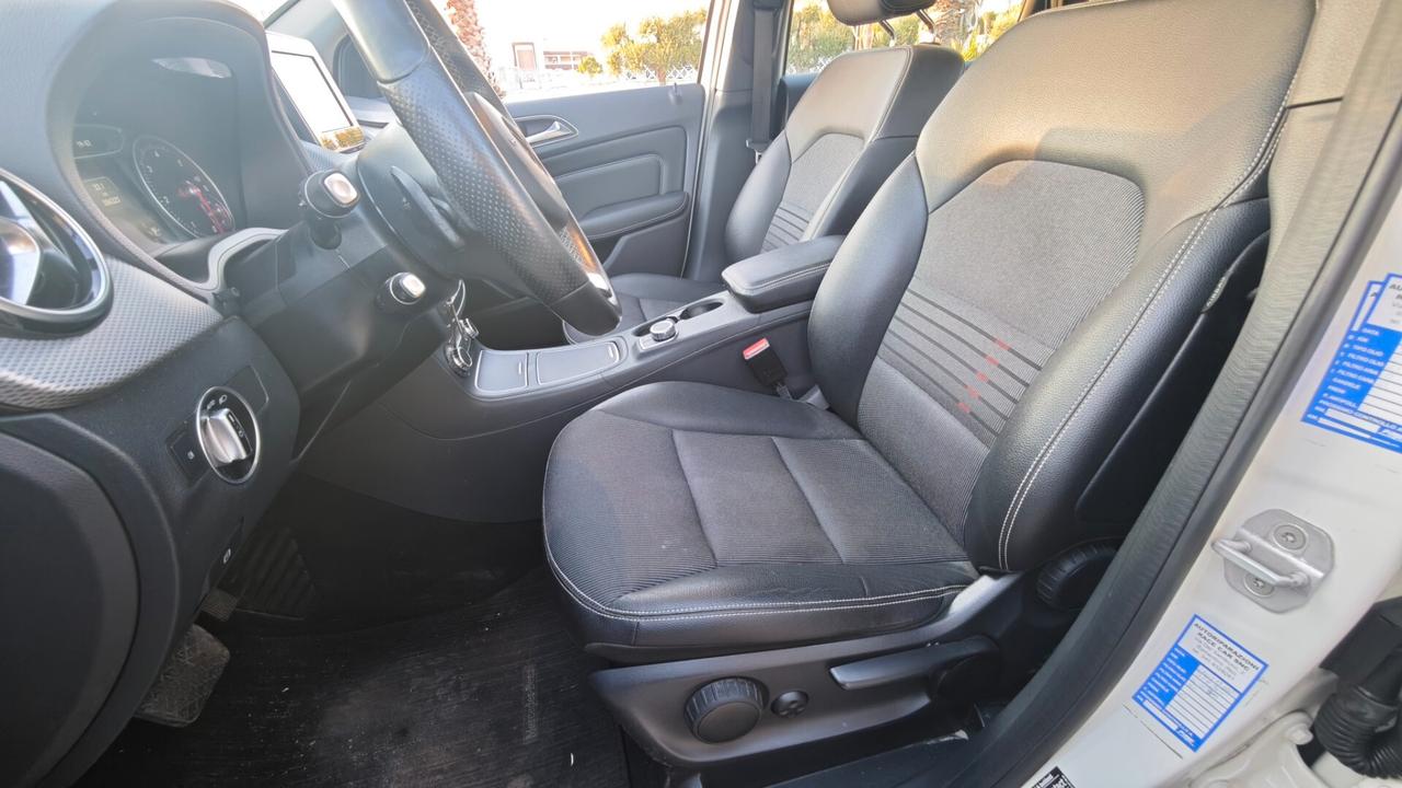 Mercedes-benz B 200 d Automatic Executive leggi