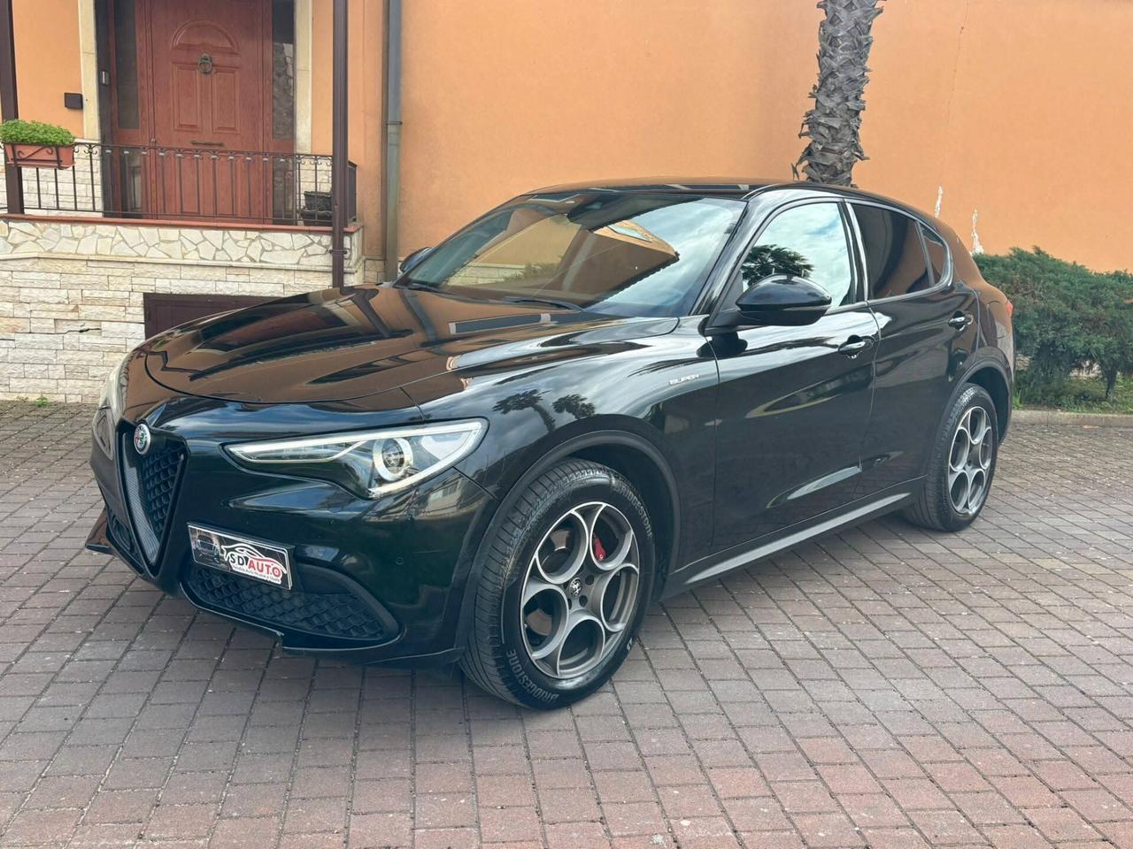 Alfa Romeo Stelvio 2.2 Turbodiesel 160 CV AT8 RWD Super