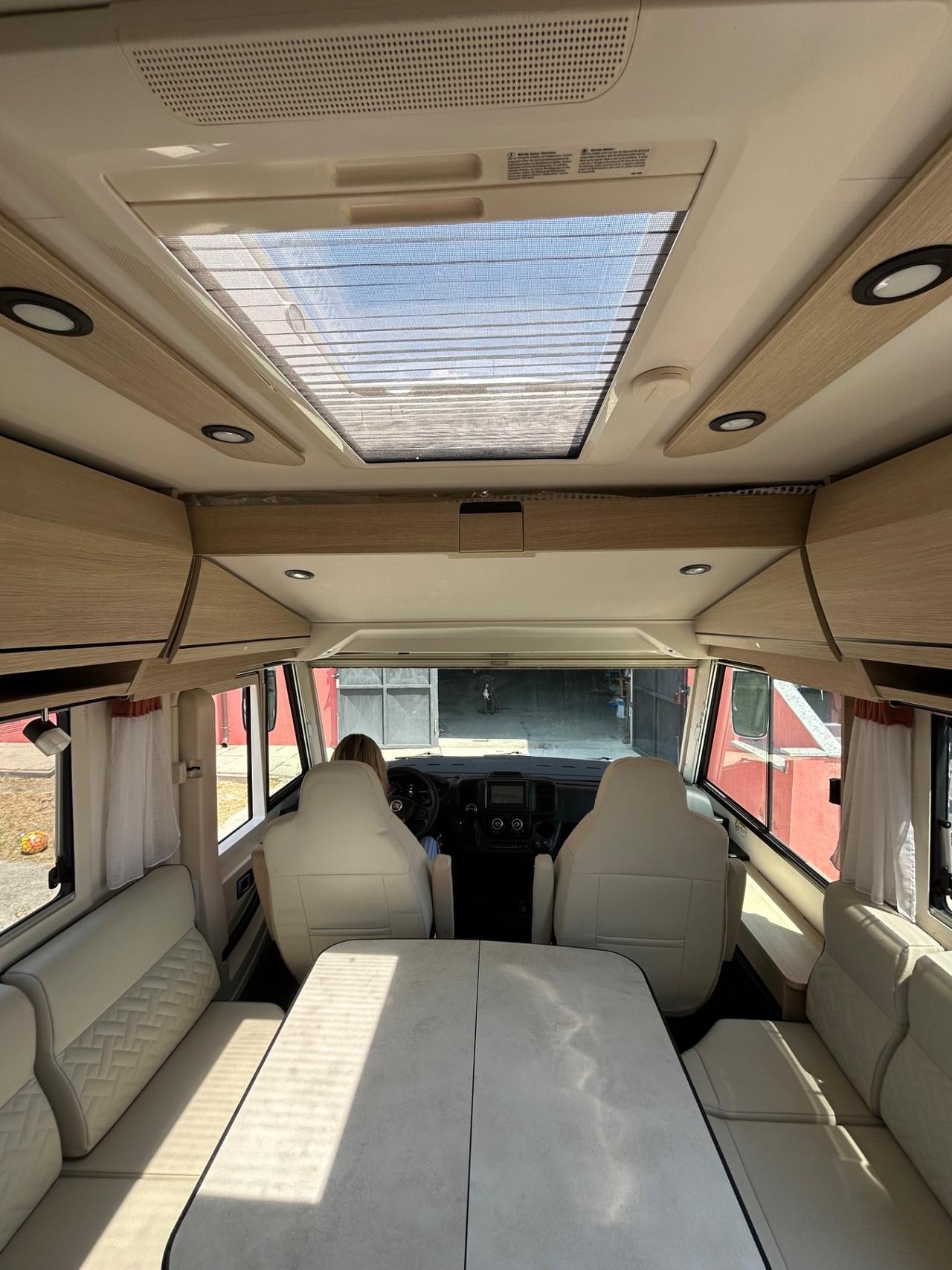 Rapido motorhome del 2025 in saldo 036