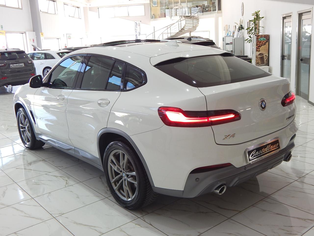 BMW X4 xdrive20d mhev 48V M Sport-X Aut. TETTO-NAVI-PELLE