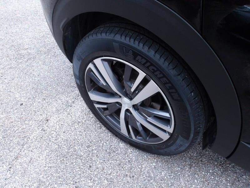 Peugeot 3008 BlueHDi 130 S&S EAT8 Allure