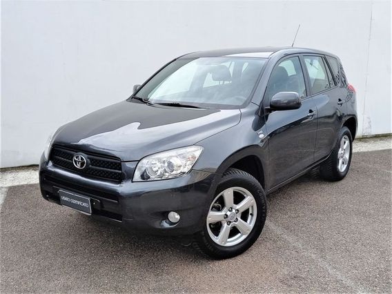 Toyota RAV4 2.2 D-4D 4WD 136 CV Sol