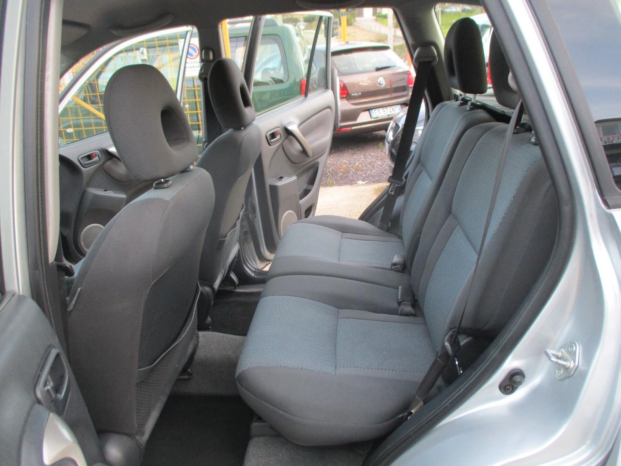 Toyota RAV4 2.0 Tdi D-4D 5 porte MOLTO BELLA
