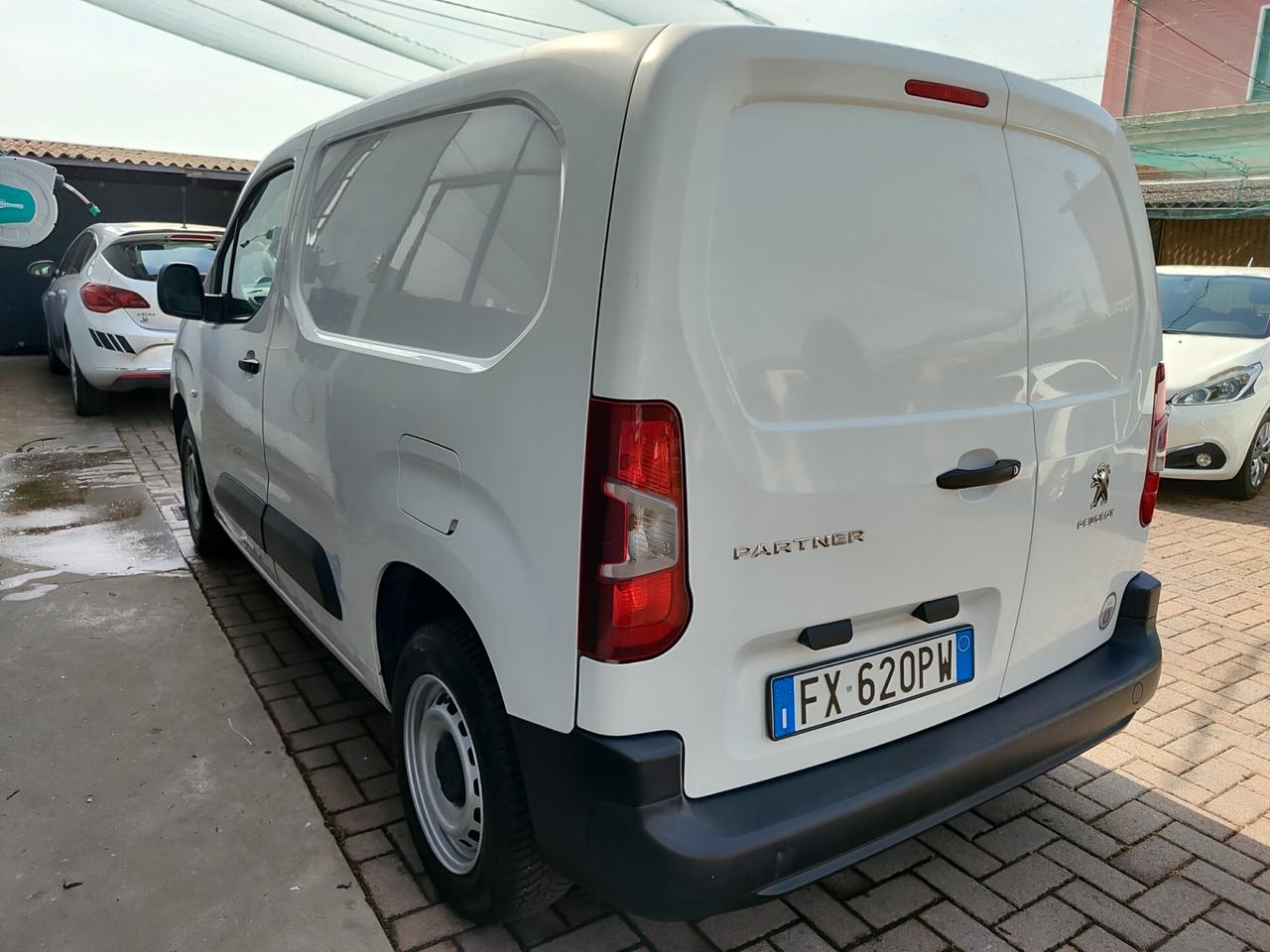 Peugeot Partner BlueHDi 75 L1 Furgone Pro