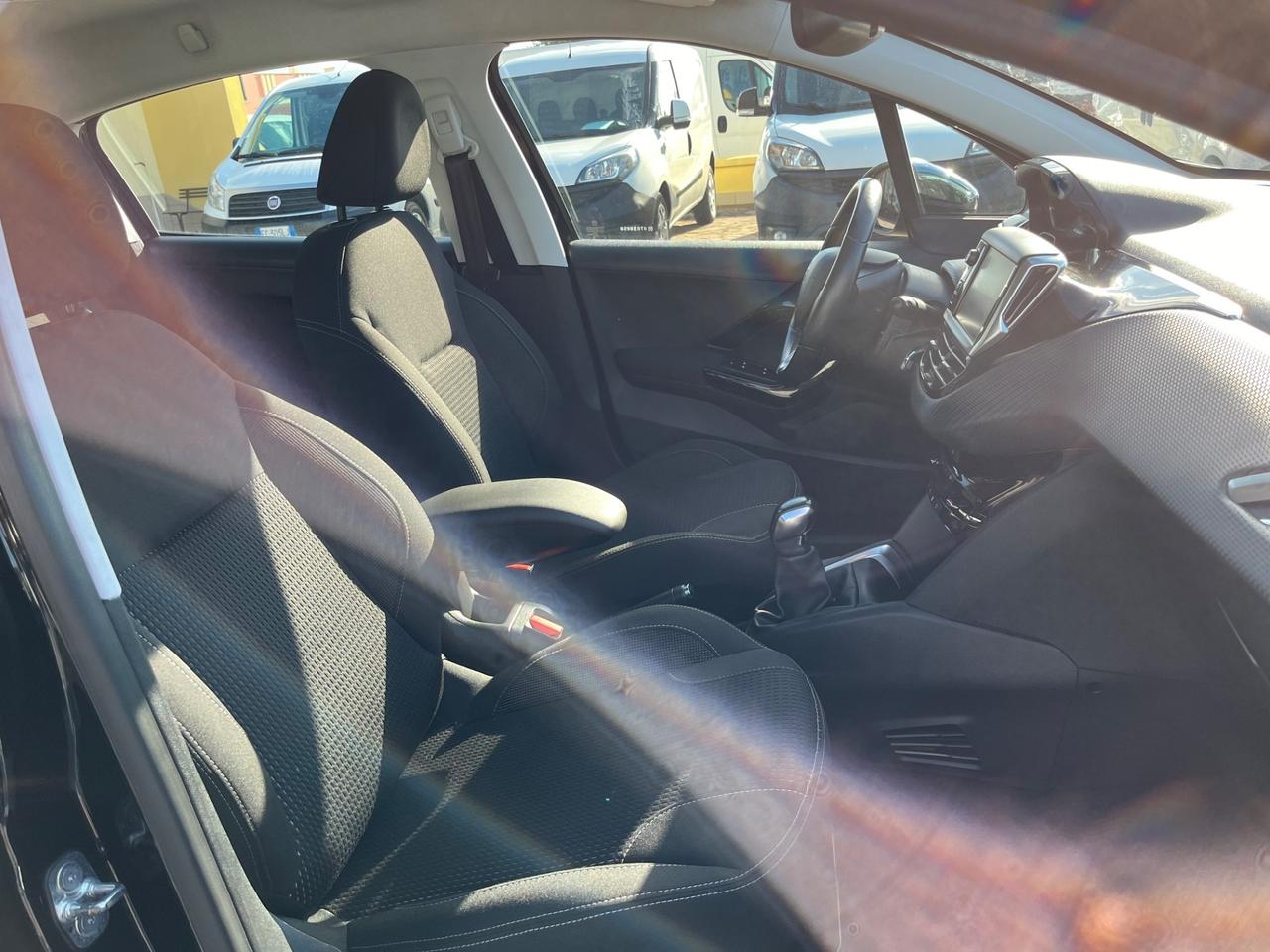 Peugeot 208 1.2 PureTech 82CV 5 porte Allure