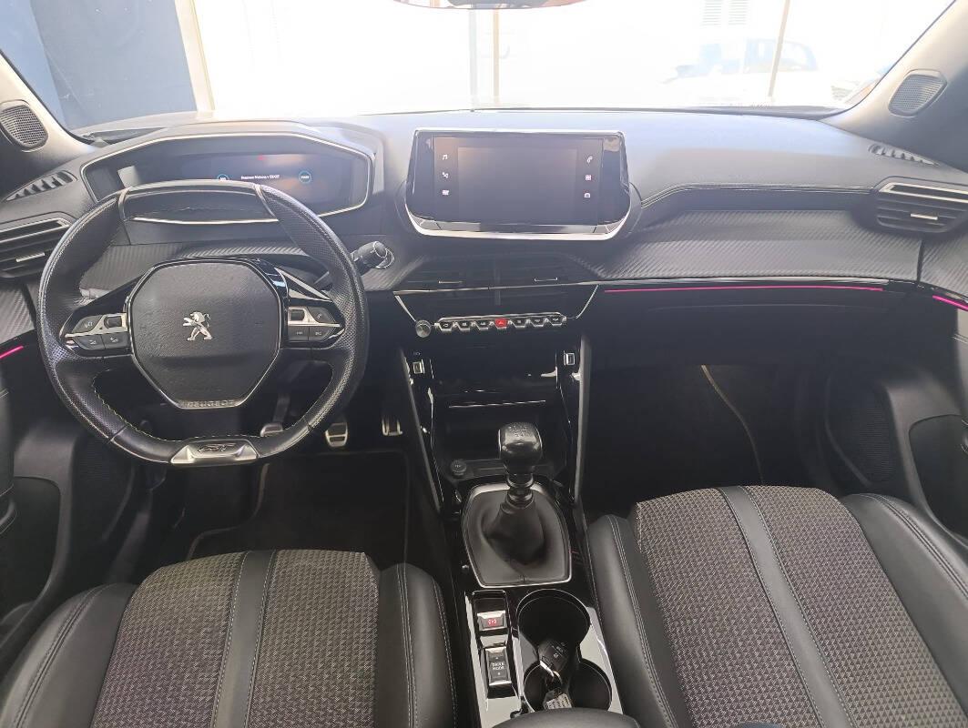Peugeot 2008 PEUGEOT 2008 1.2 GT s&s 130cv