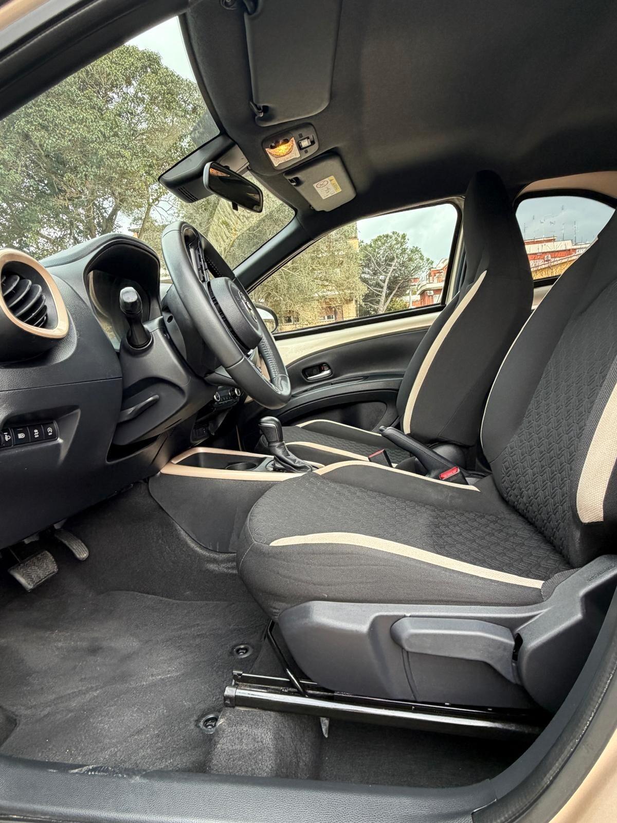 Toyota Aygo X 1.0 VVT-i 72 CV 5 porte Trend