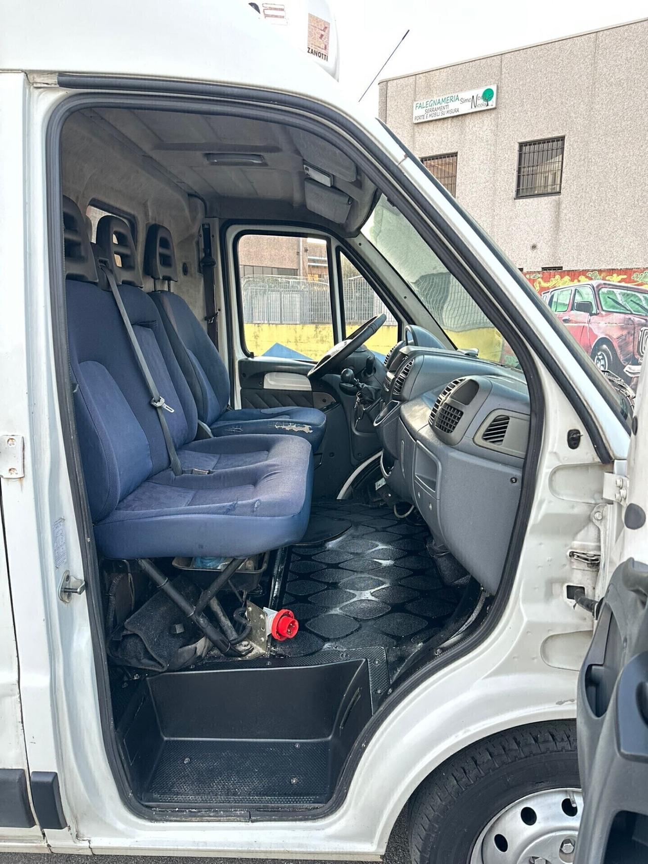 Fiat Ducato Frigo Trasporto Carne con ganciere