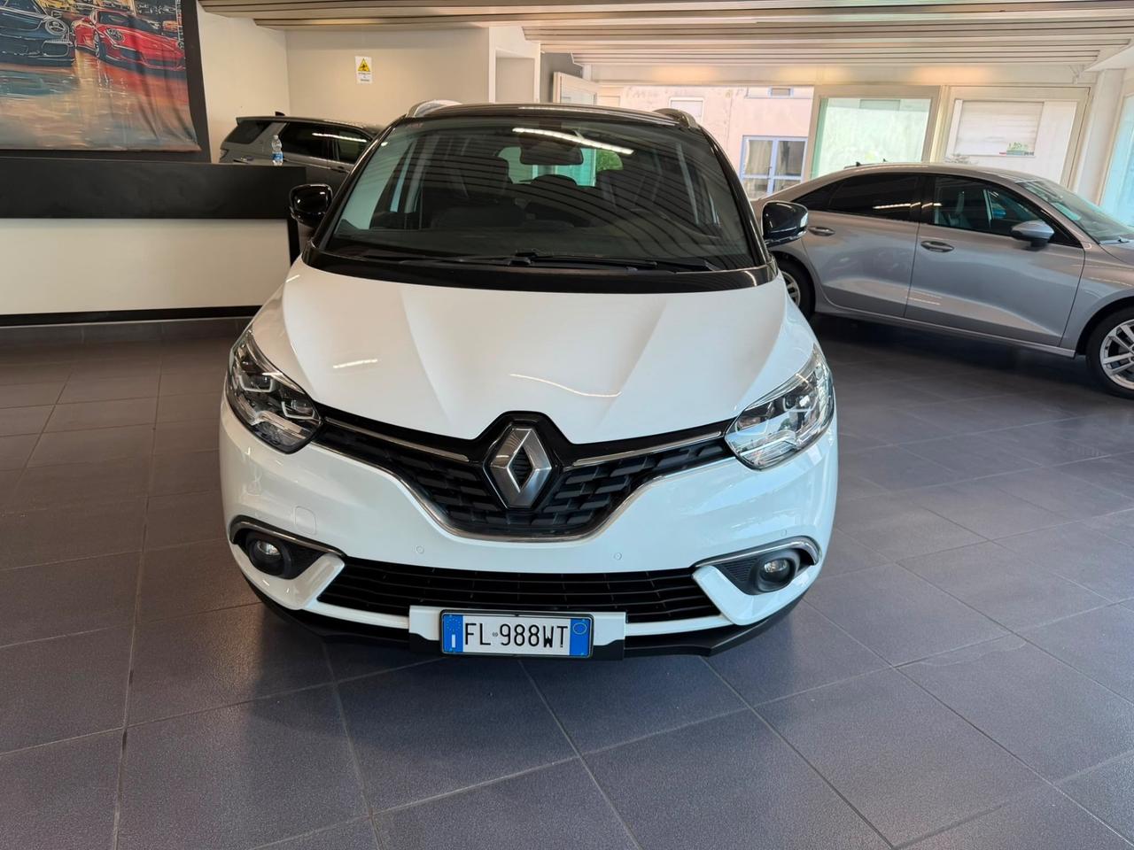 Renault Grand Scenic dCi 8V 110 CV EDC Energy Bose