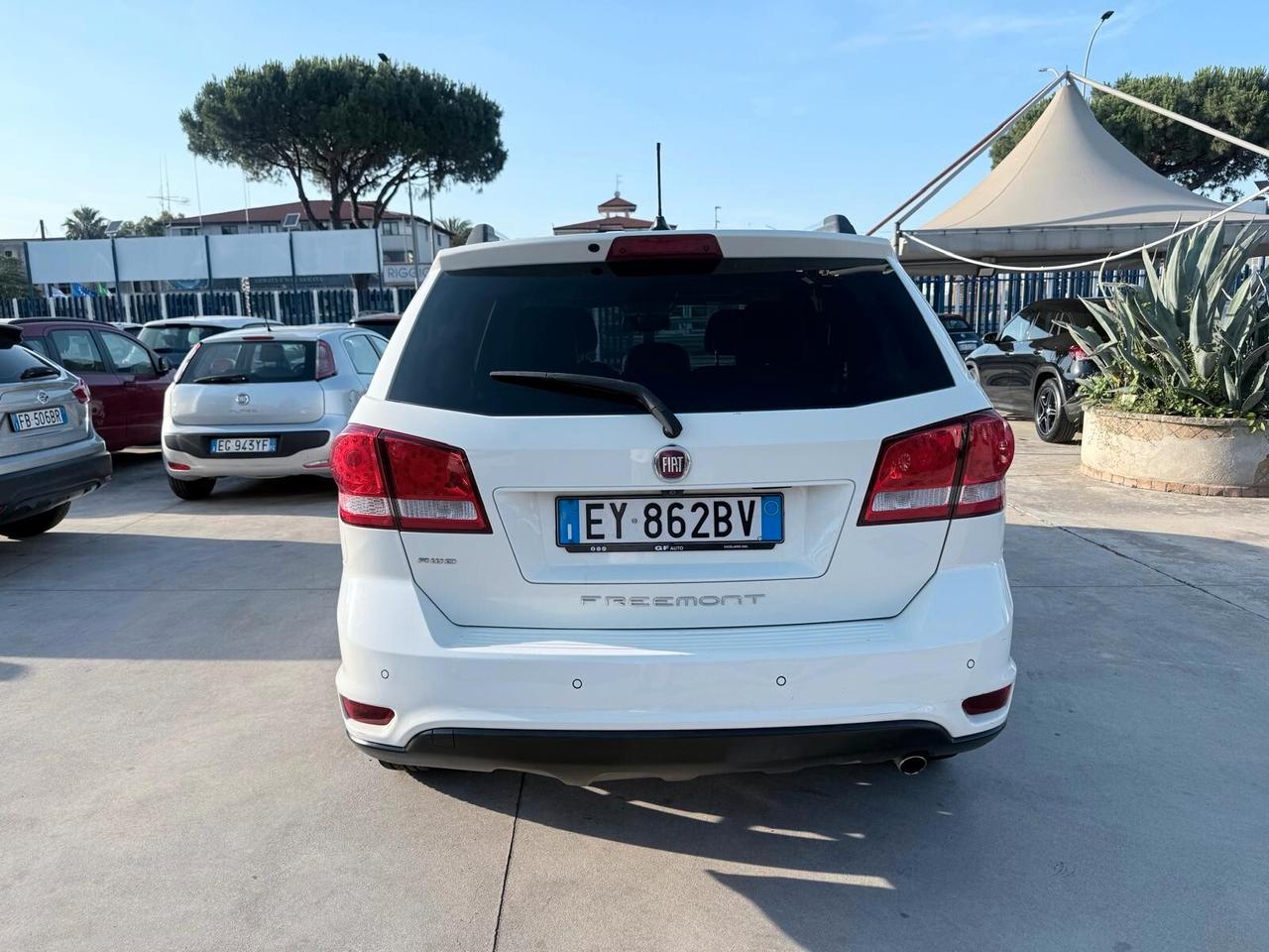 Fiat Freemont 2.0 Mjt 170 CV 4x4 aut. Black Code