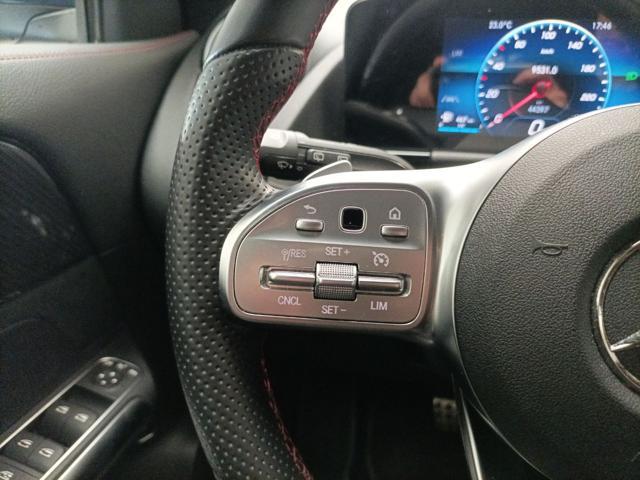 MERCEDES-BENZ GLA 180 Automatic Premium amg-line