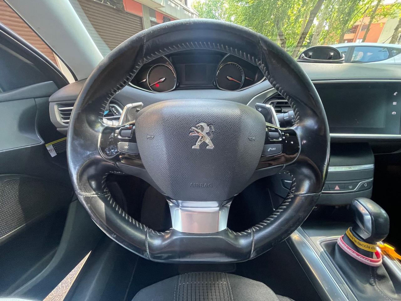 Peugeot 308 Allure 1.5 Blue HDI 130