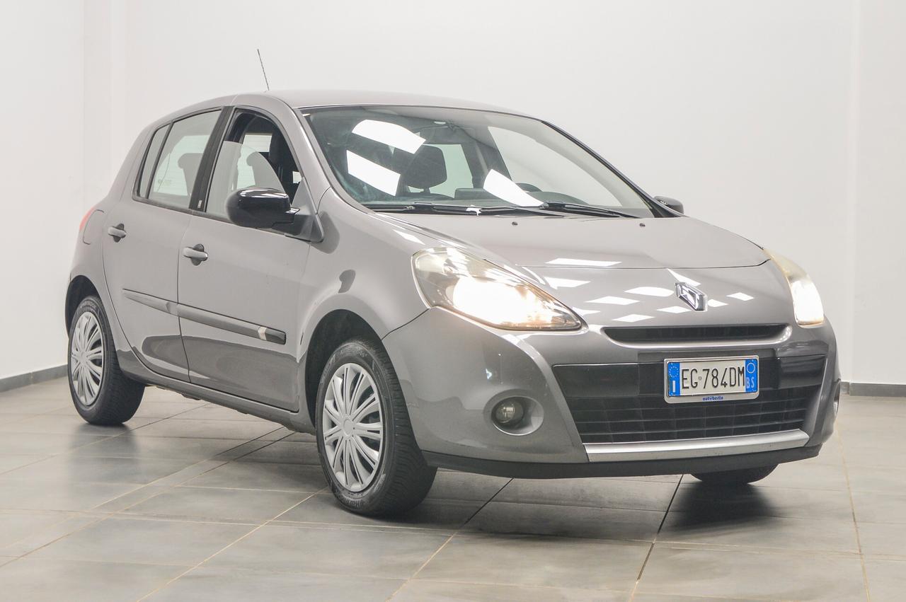 Renault Clio 1.2 16V 5 porte Dynamique