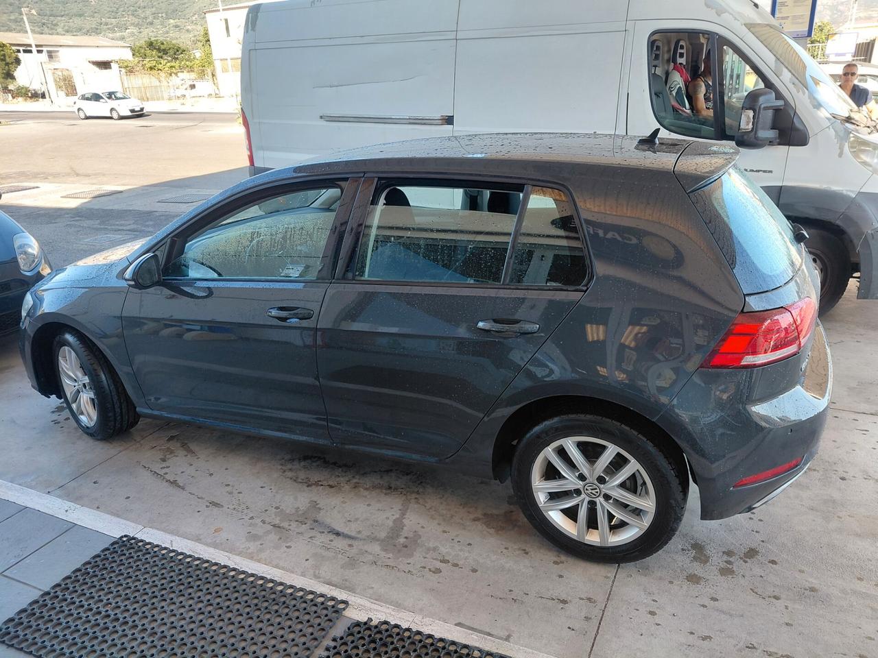 Volkswagen Golf 1.6 TDI 115CV DSG 5p. Business BlueMotion Technology