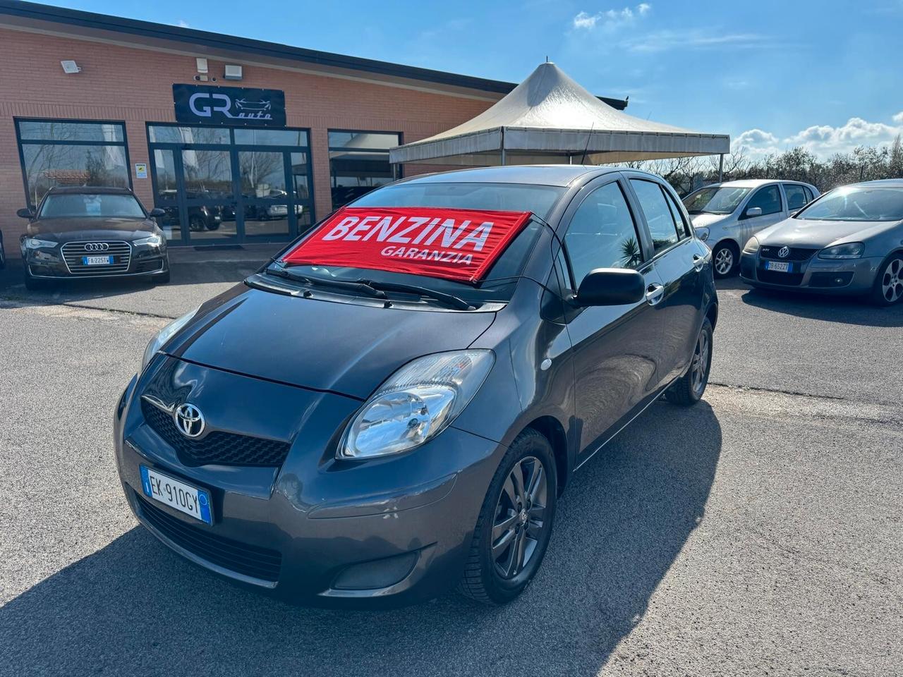 Toyota Yaris 1.3 BENZ 5P SOL KM 72000 - 2011