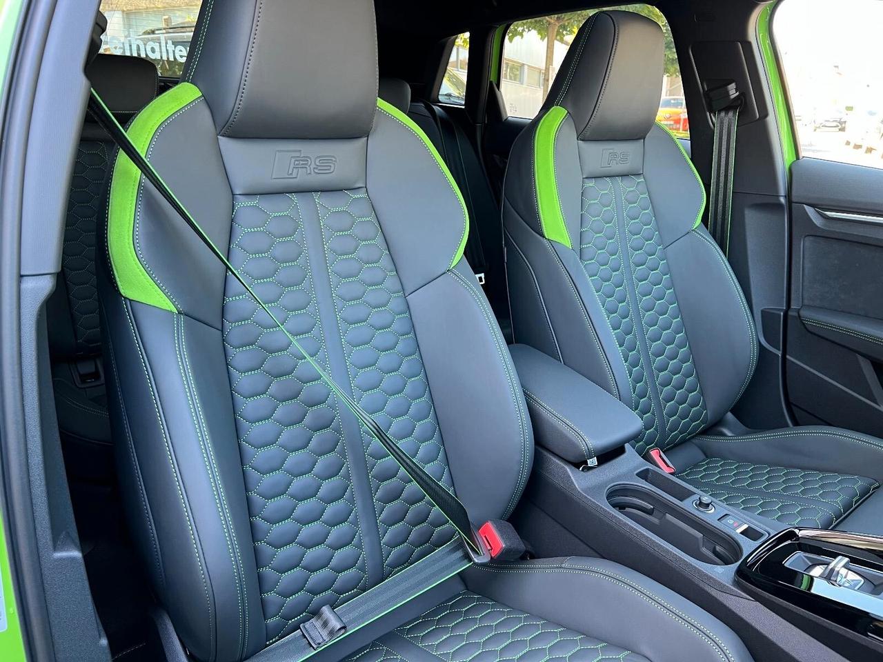 Audi A3 RS 3 SPB TFSI quattro S tronic CERAMIC