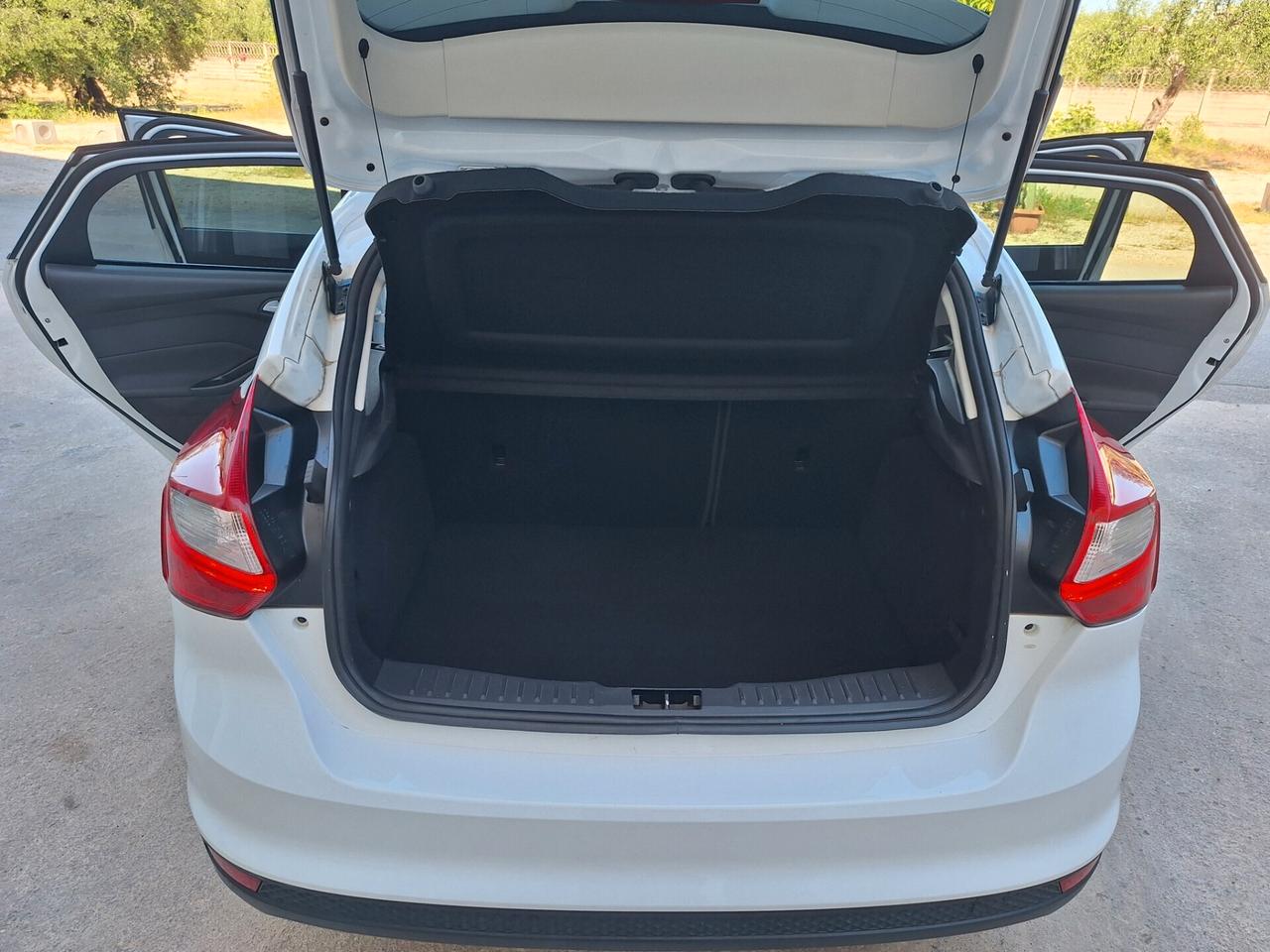 Ford Focus 1.6 TDCi Titanium BERLINA 2013