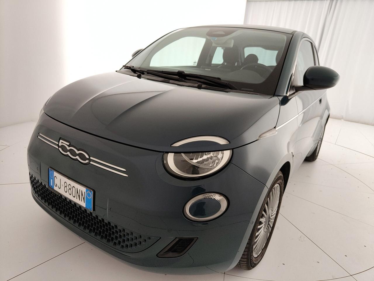 Fiat 500 500e Berlina 42 kWh Icon