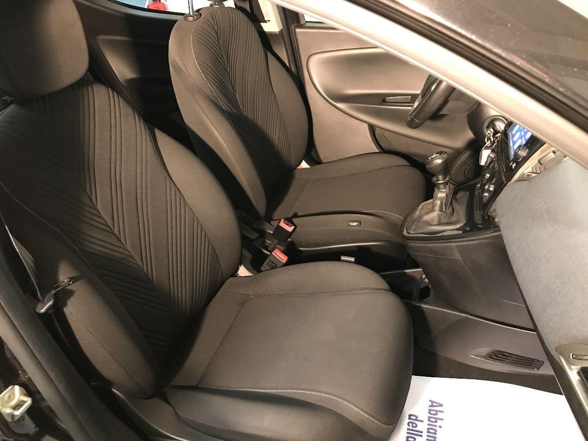 LANCIA Ypsilon 1.0 FireFly 5p. S&S Hybrid Oro