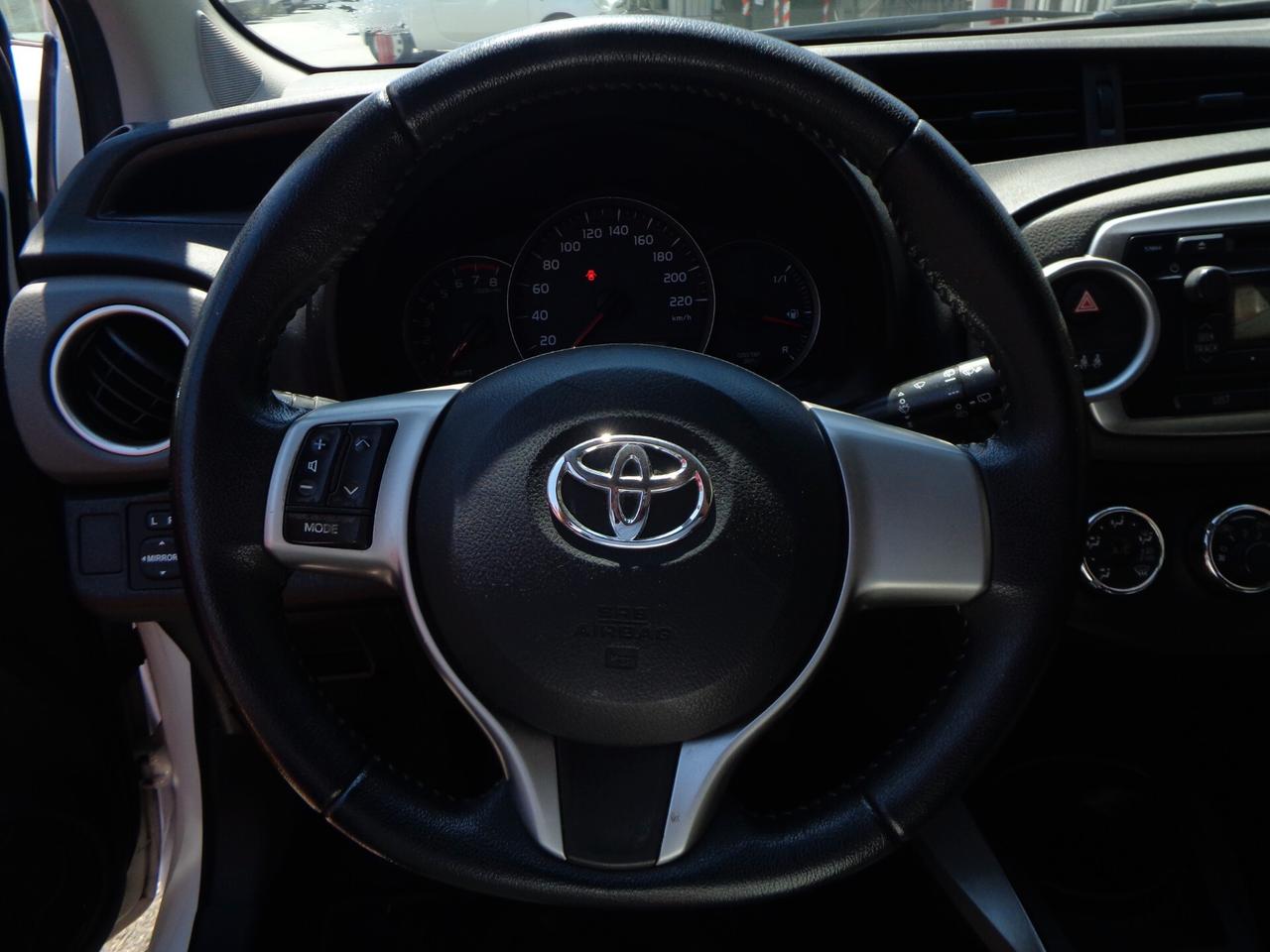 Toyota Yaris 1.0 5 porte Trend