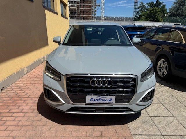 AUDI Q2 30 TDI S tronic Business Plus