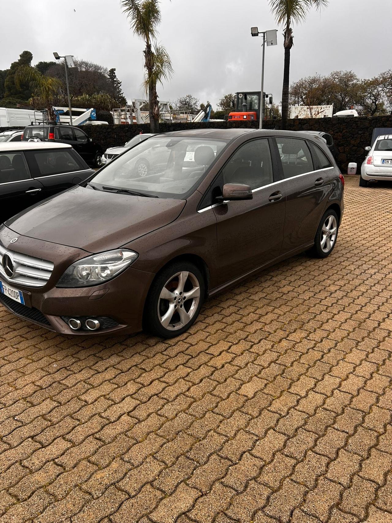 Mercedes-benz B 180 CDI Automatic Premium garanzia 12 mesi