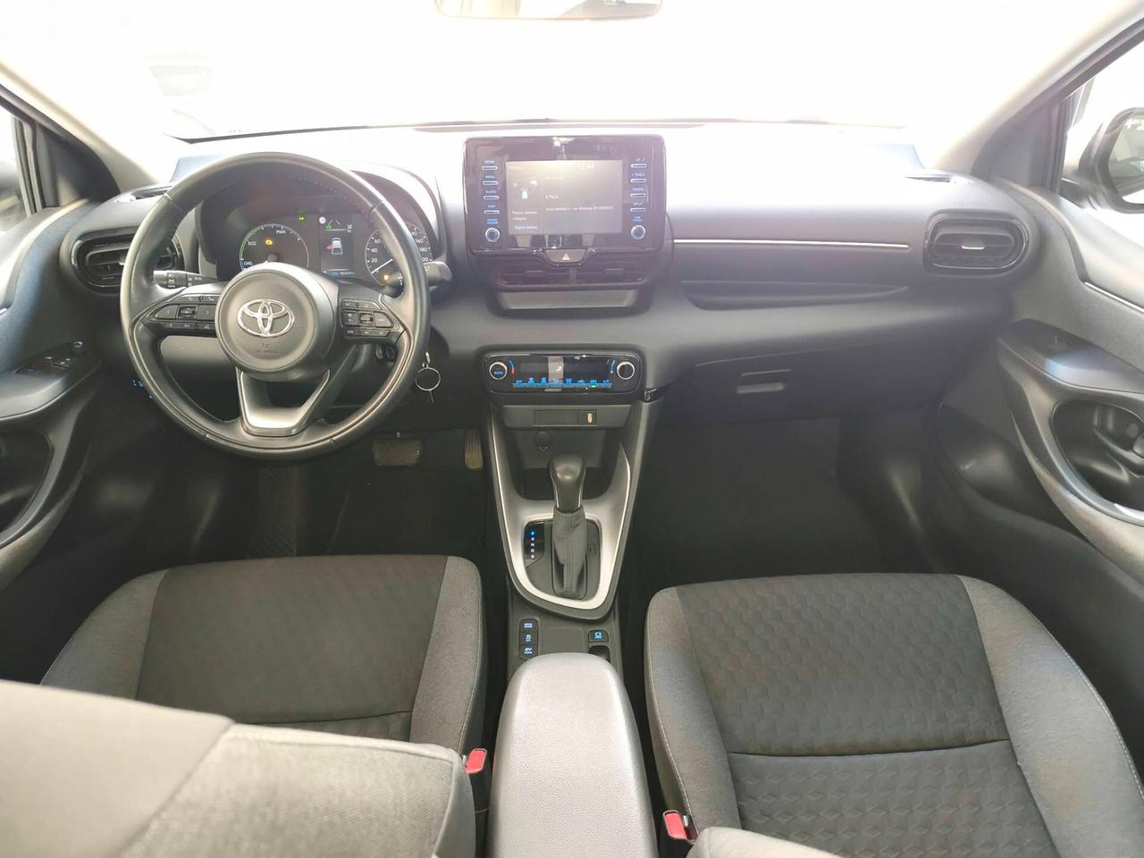 Toyota Yaris 1.5 Hybrid 5 porte Business