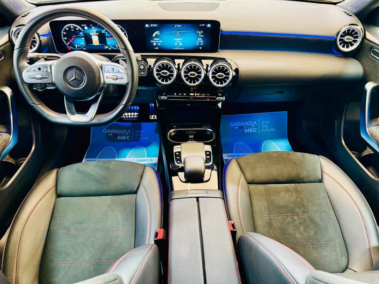 Mercedes-benz A 180 AMG Automatic Premium / Night Pack Display PRO