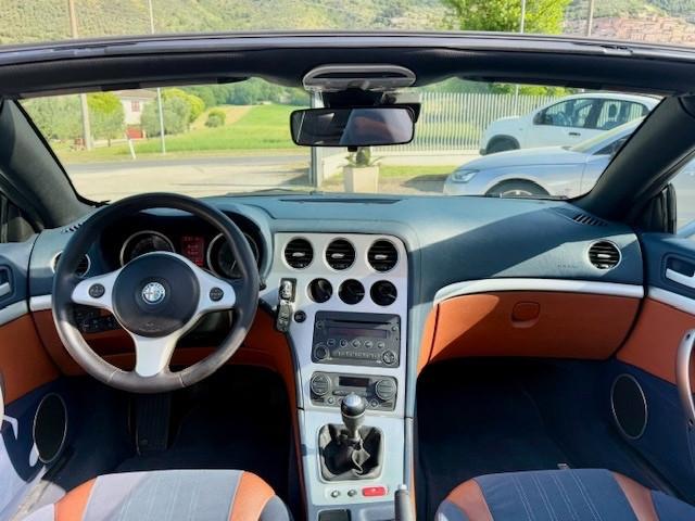 Alfa Romeo Spider 2.2 JTS Exclusive