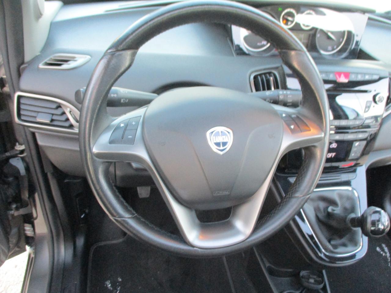 Lancia Ypsilon 1.3 MJT STRAFULL (TETTO APRIBILE)