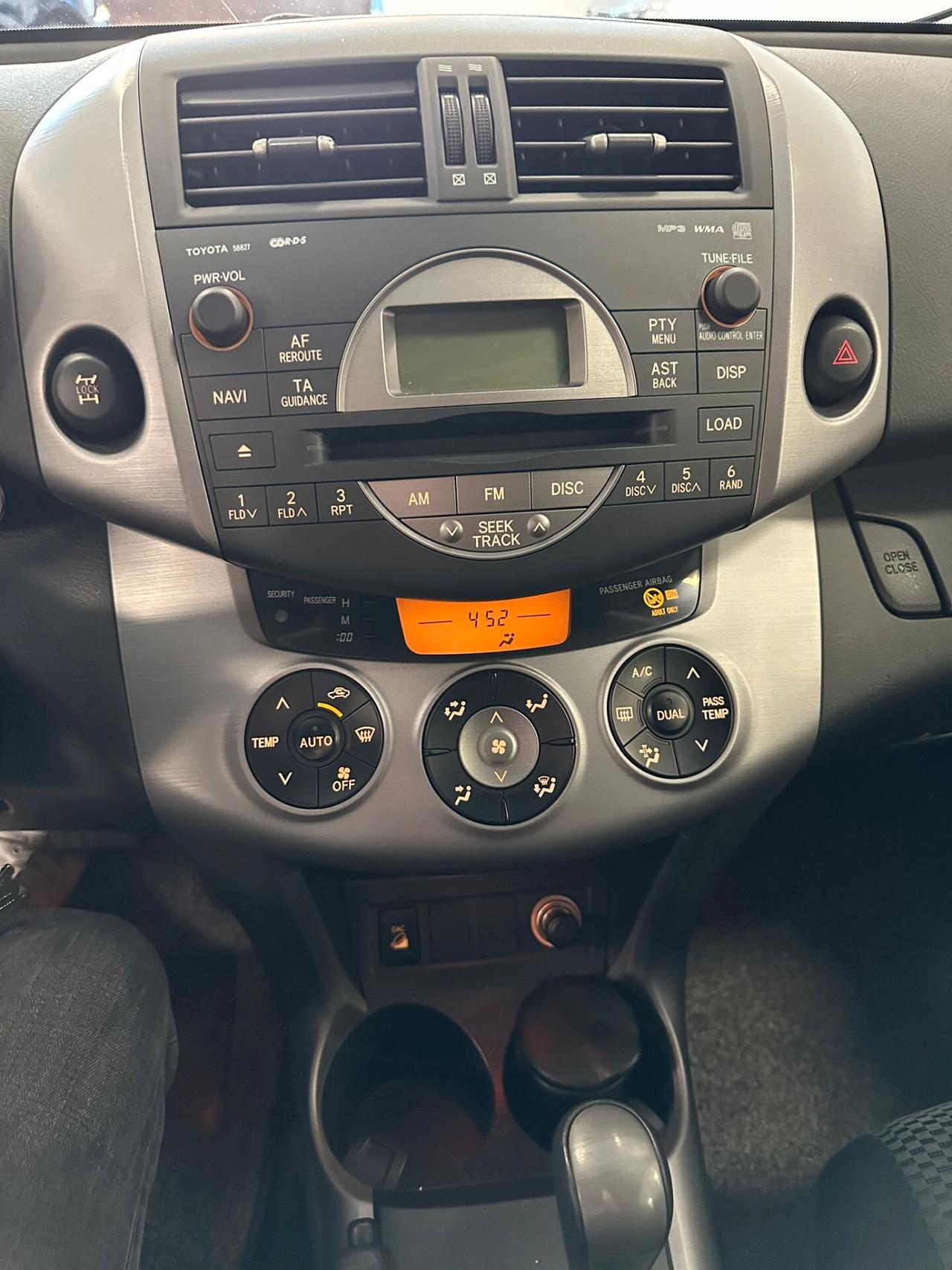 Toyota RAV 4 RAV4 2.0 aut. Luxury