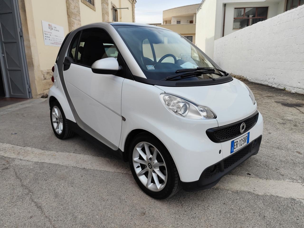 Smart ForTwo 1000 52 kW coupé passion