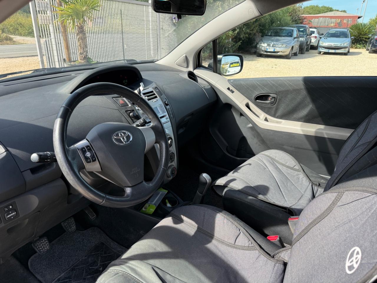 Toyota Yaris 1.0 3 porte benzina ️ 1.990€