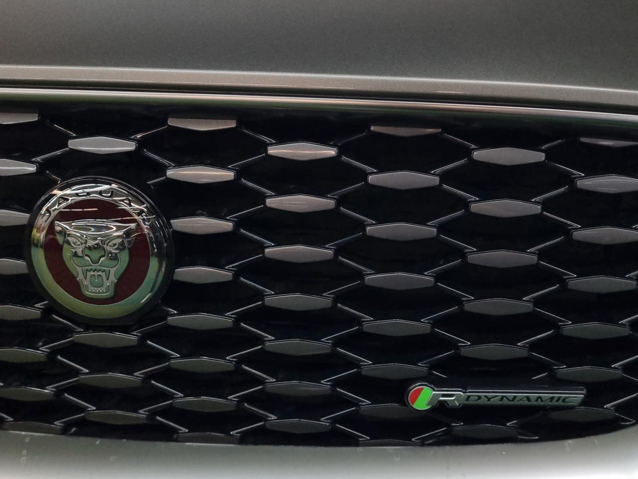 Jaguar E-Pace 1.5 I3 PHEV 300 CV AWD Auto R-Dynamic S