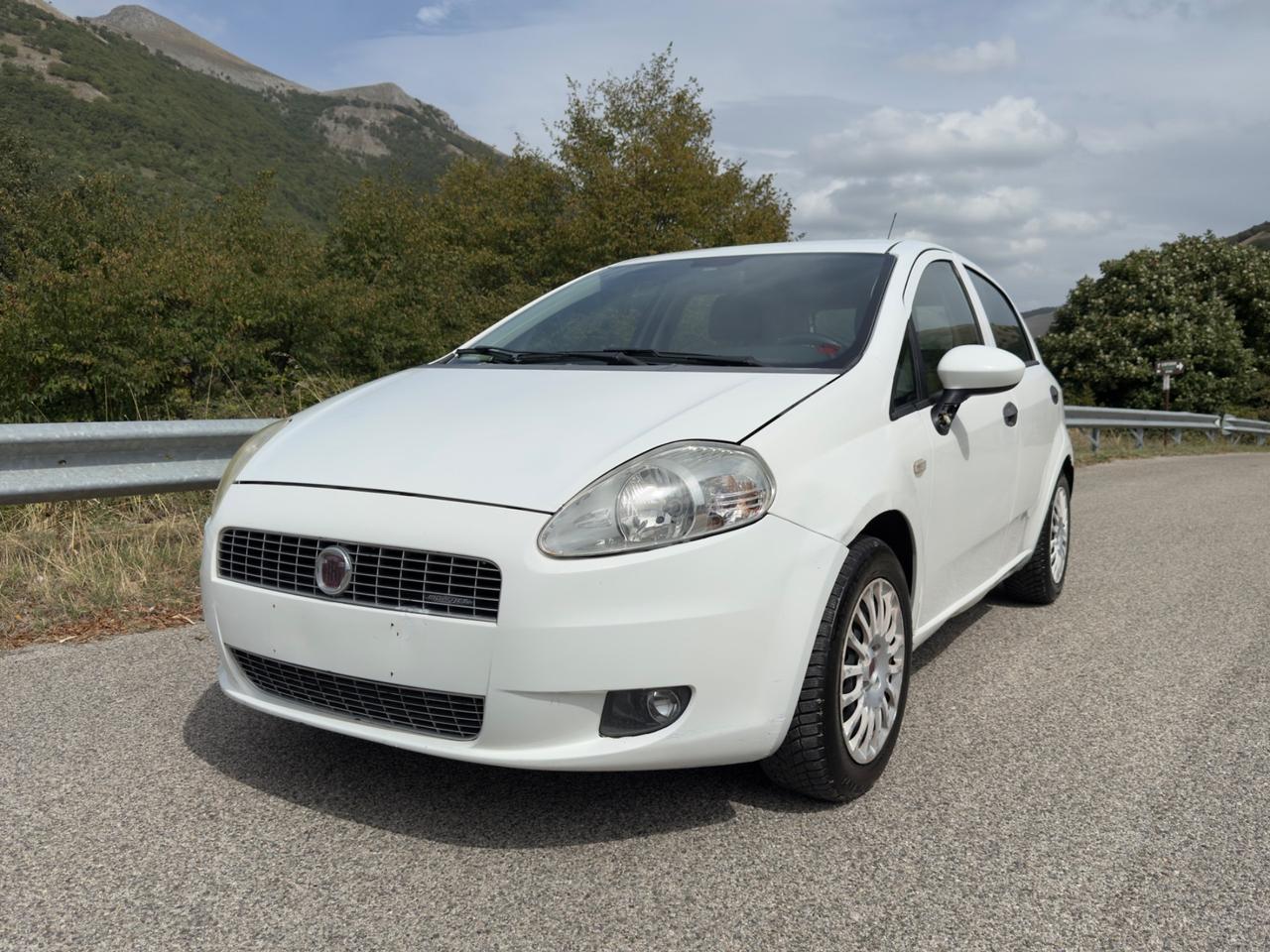 Fiat Grande Punto 1.3 MJT 75 CV 5 porte Fun