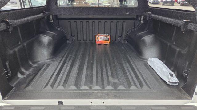 GREAT WALL Steed 2.4 Ecodual 4WD Premium PERMUTE HARD TOP UNICOPR.