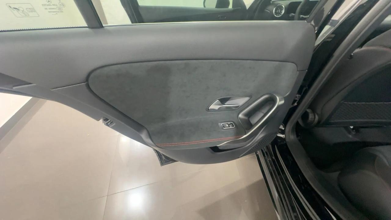 Mercedes-benz A 250 A 250 Automatic 4Matic AMG Line Premium