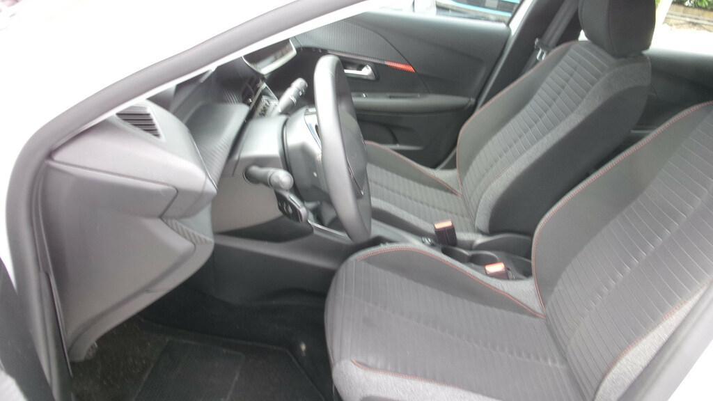 Peugeot 208 5 Porte 1.2 PureTech Active Pack