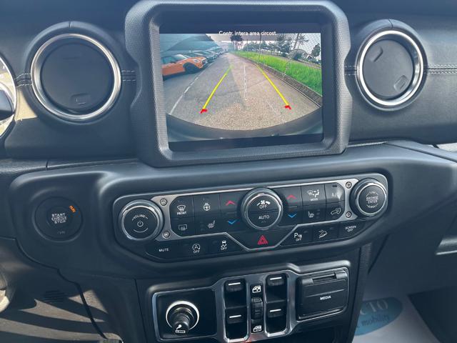 JEEP Wrangler Unlimited 2.2 Mjt II Sahara 5 P.