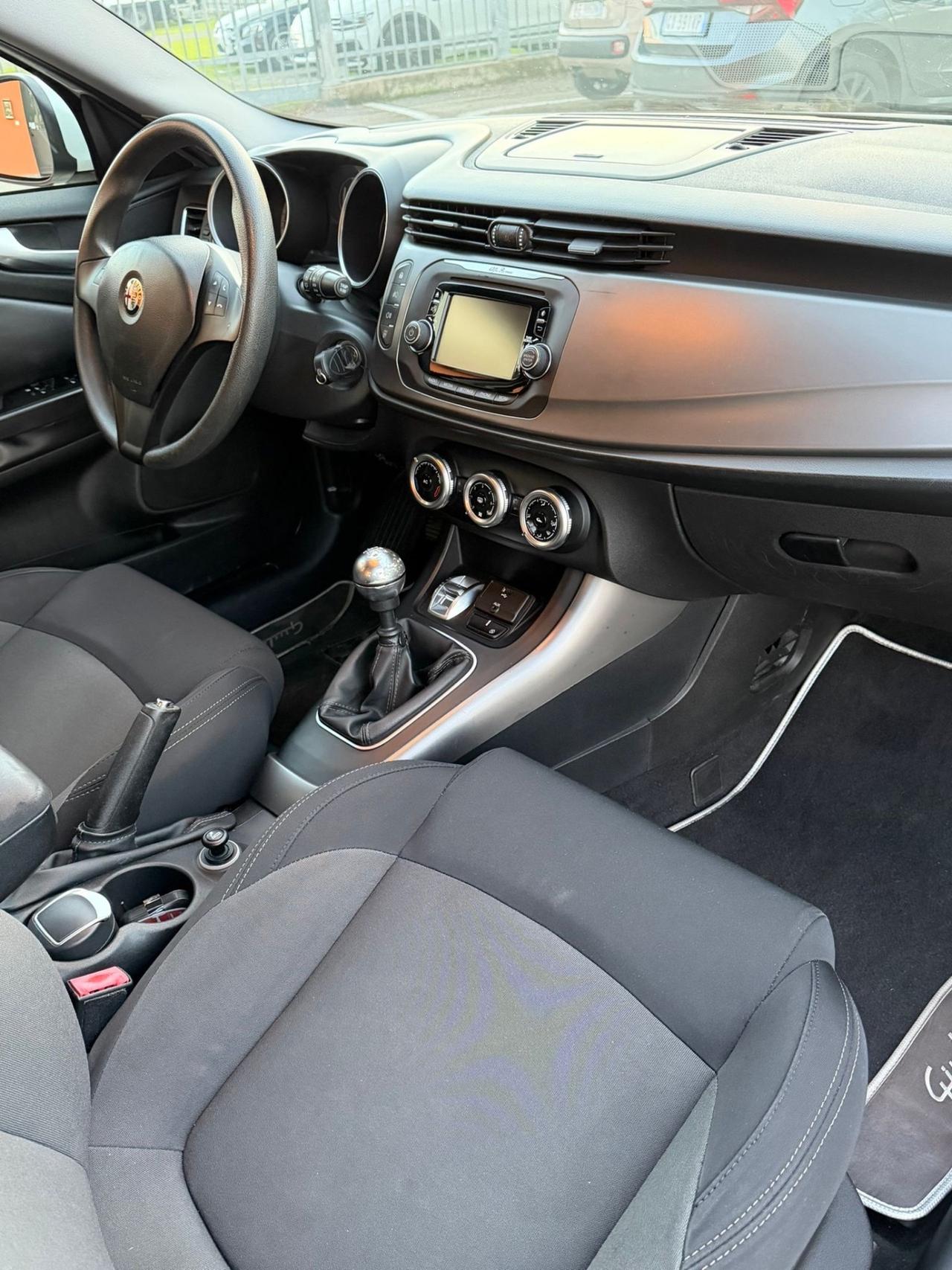 Alfa Romeo Giulietta 1.6 JTDm-2 105 CV Exclusive