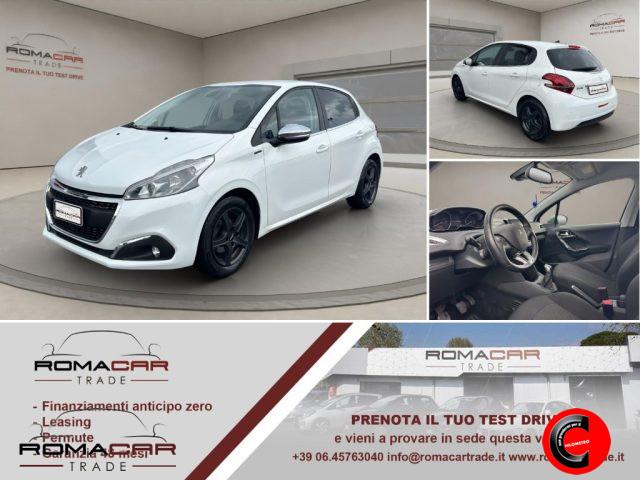 PEUGEOT 208 82cv 5 porte Signature DISTRIBUZIONE NUOVA!
