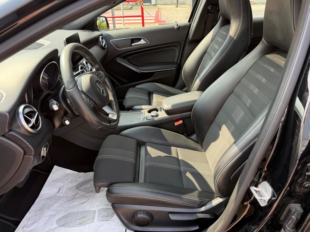 Mercedes-benz A 200 d Automatic Sport TETTO APRIBILE