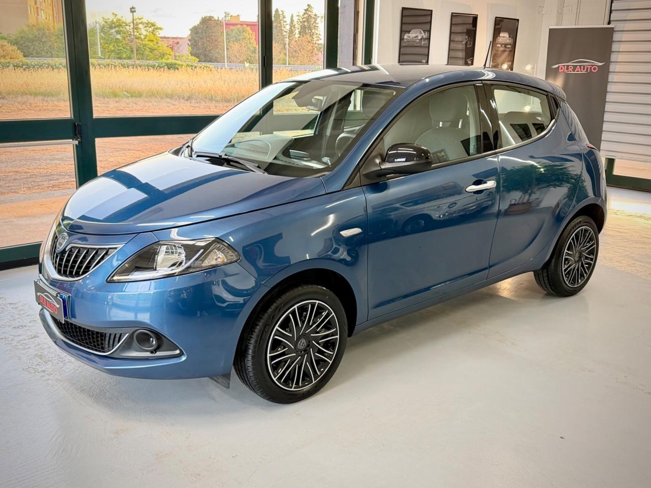 Lancia Ypsilon 1.0 FireFly 5 porte S&S Hybrid Gold