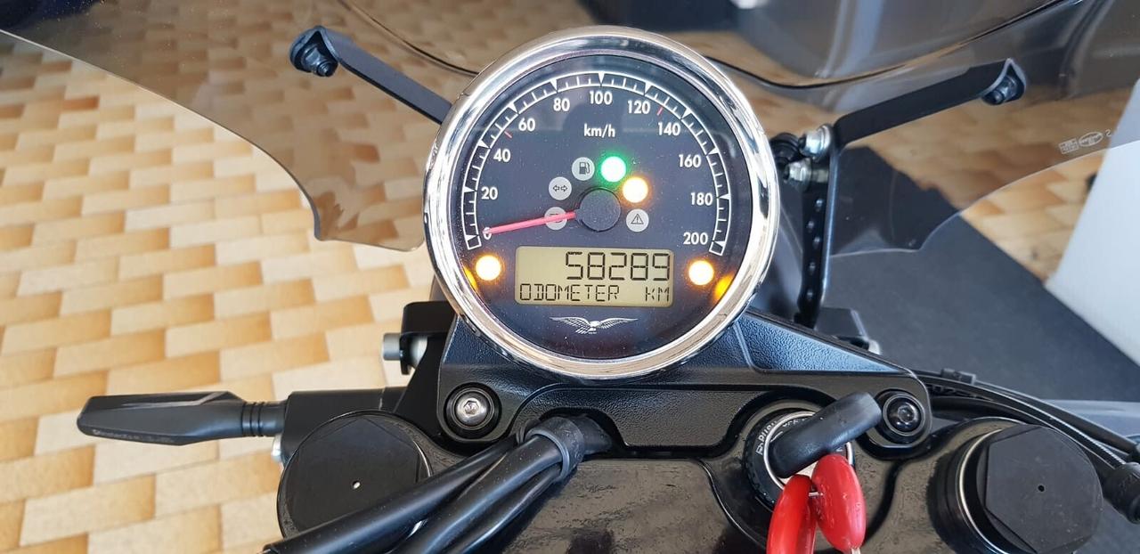 Moto Guzzi V7 III 750 Stone