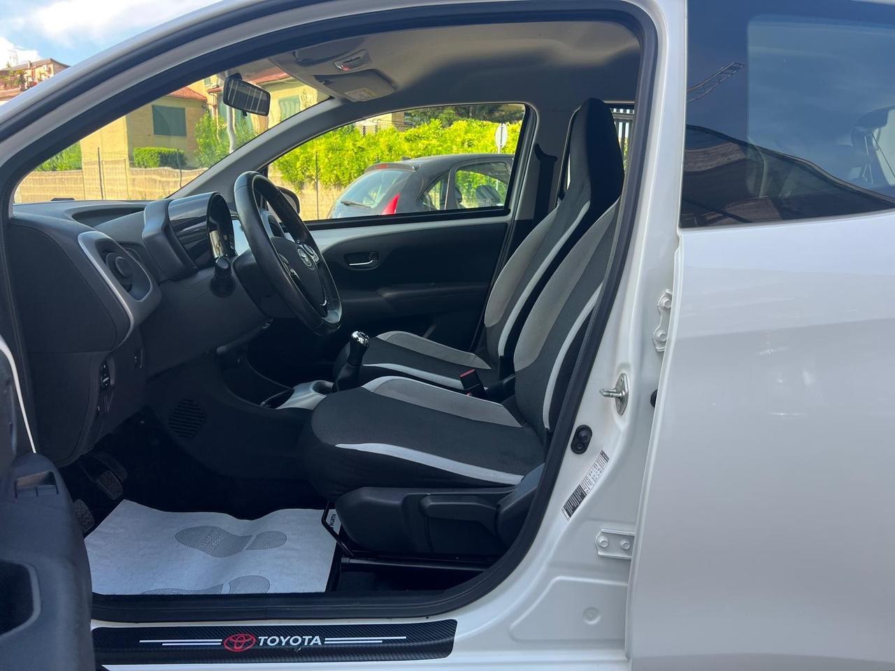 Toyota Aygo 5p 1.0 x-pure Bluetooth/Kamera