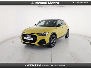 Audi A1 A1 Citycarver 30 1.0 tfsi Identity Contrast 116cv s-tronic