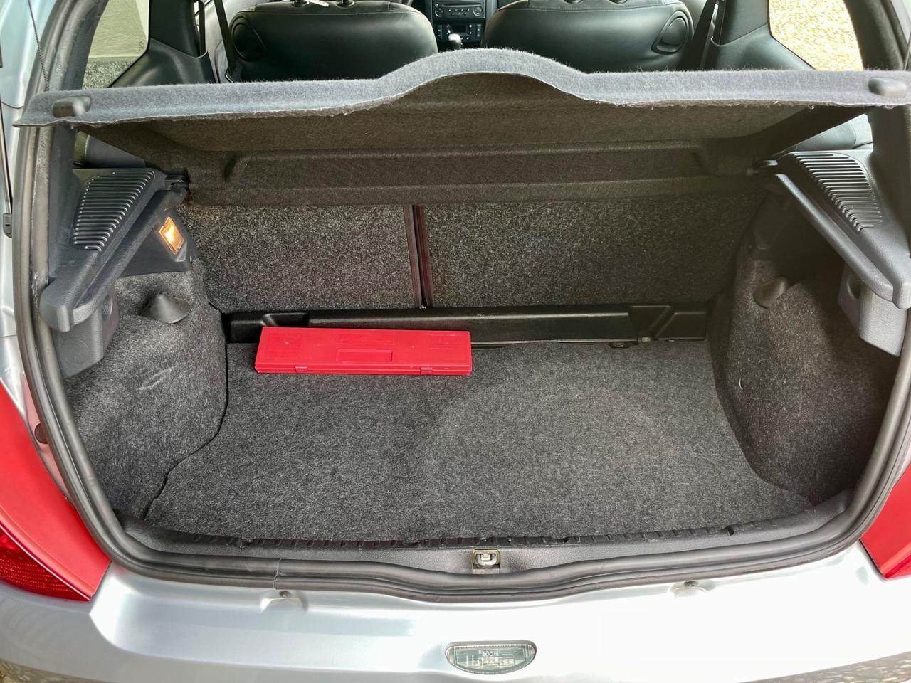 Renault Clio 2.0 16V RS Sport *UNICO PROPRIETARIO*